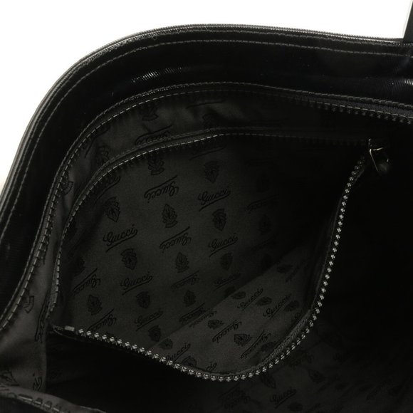GUCCI Crest Shoulder Bag - Picture 15 of 16